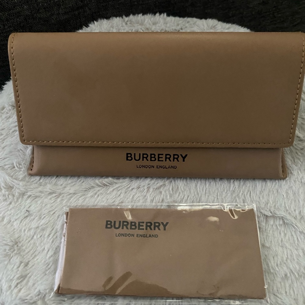 Tan Burberry Sunglass case